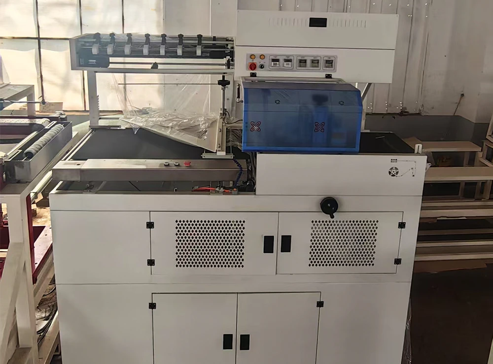 M&aacute;quina para cobertura de filme pl&aacute;stico