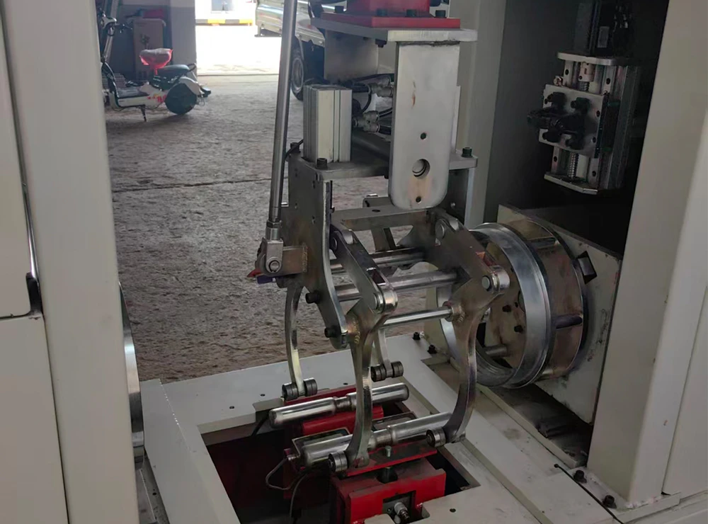 Soldagem autom&aacute;tica de costura circular de cilindro para linha de produ&ccedil;&atilde;o de cilindros de GLP