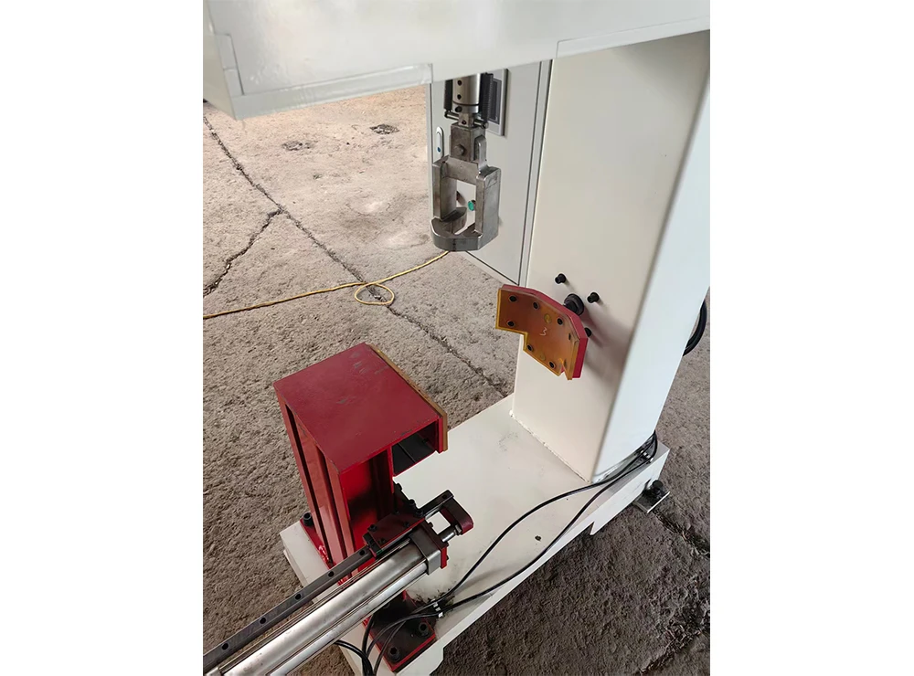 M&aacute;quina de montagem de v&aacute;lvula de cilindro de GLP